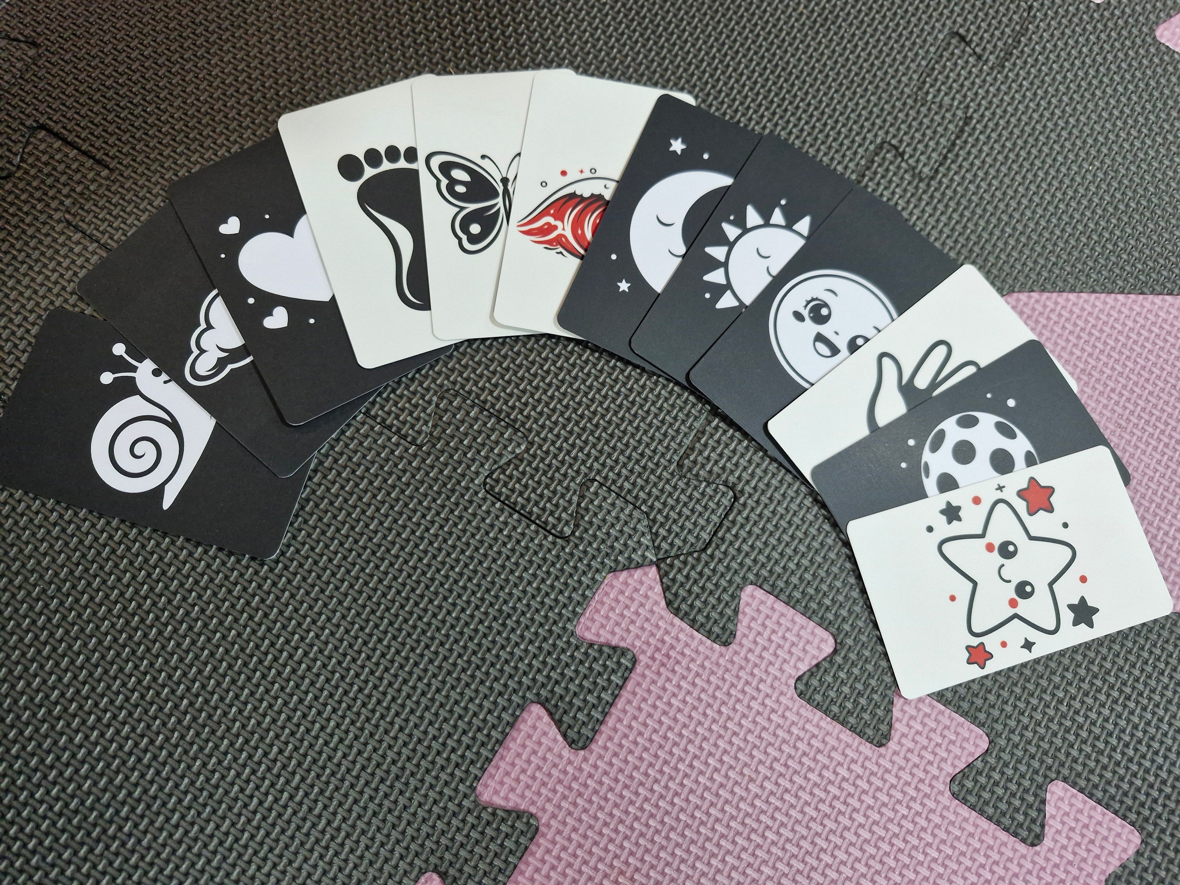 Aiga Mondókás kártya